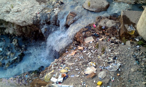 بحران زباله در نهر مرکزی مسجد سلیمان - 16 آبان 1392