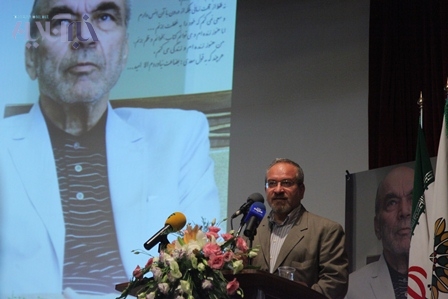 دکتر داوری