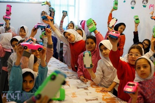 کودکانی که امروز با همین خودروهای اسباب بازی ما را شرمنده خواهند کرد ...