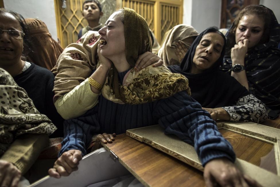 مویه یک زن پاکستانی بر سر تابوت کودکش