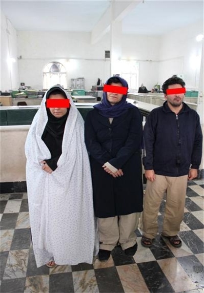 شیوا، مریم و محمد متهم به کلاهبرداری با فروش خودروهای اسقاطی