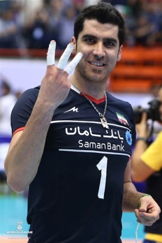 شهرام محمودی