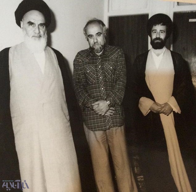 امام خمینی(ره) برای عکس یادگاری کنار چه کسی ایستادند؟/عکس