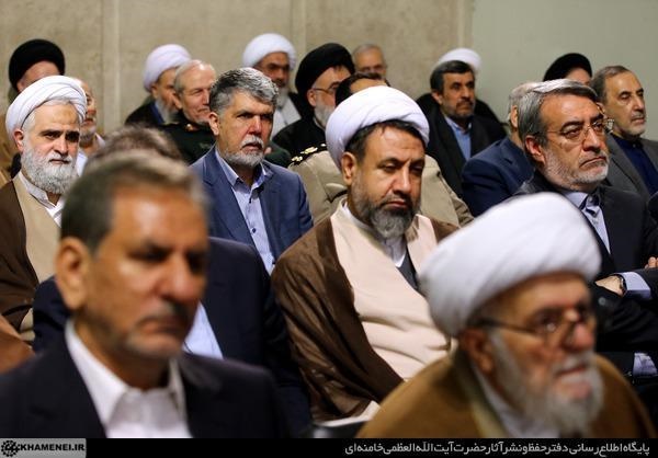 عکس| حضور محمود احمدی‌نژاد در دیدار مسئولان نظام با رهبر انقلاب