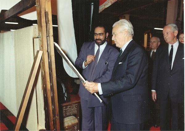 حسین امینیان ندوشن و ژاک شابان دلماس. نخست وزیر سابق فرانسه