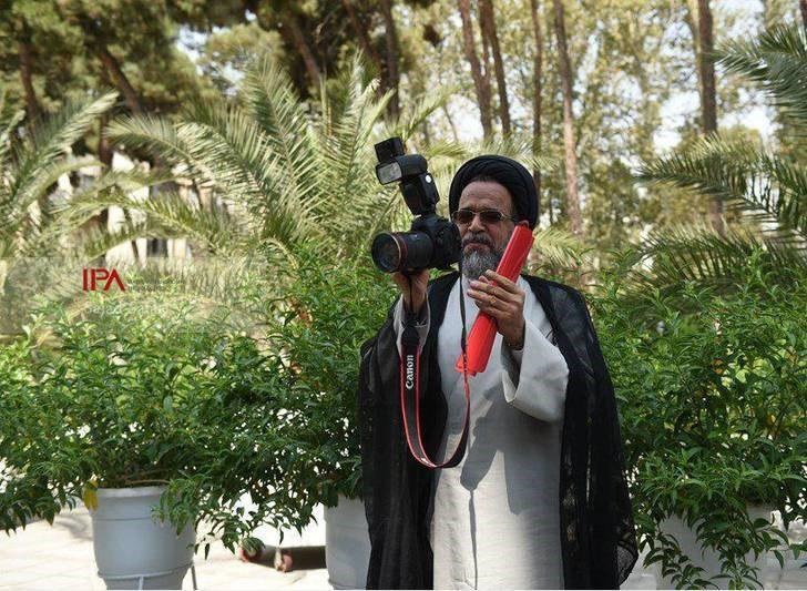 عکاسی وزیر اطلاعات از عکاسان و خبرنگاران در آخرین جلسه هیت دولت یازدهم