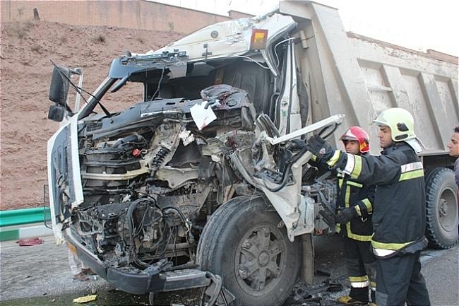 عکس تصادف کامیون در ایران