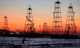 کاهش بی‌سابقۀ درآمدهای نفتی دولت آذربایجان