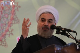 روحانی:طرح تحول نظام سلامت تا رسیدن به نقطه مطلوب ادامه می یابد/ برای ساختن کشور همه به میدان بیایند