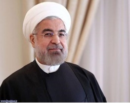 بازدید روحانی از ناوشکن جماران/ رئیس جمهور به جاسک رفت
