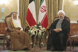روحانی در دیدار با امیر کویت: باید دست به دست هم دهیم و در جهت وحدت امت اسلامی تلاش کنیم