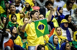 تماشای قاچاقی والیبال ایران و برزیل/ رویای یک دختر که به حقیقت تبدیل شد