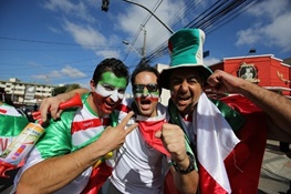 ایرانی ها ایستاده کروش و ملی پوشان را تشویق کردند