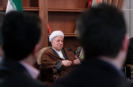 هاشمی رفسنجانی:کسی حق ندارد درمقدمات انتخابات قانون را زیر پا بگذارد/روحانی شعارهایش را فراموش نکرده