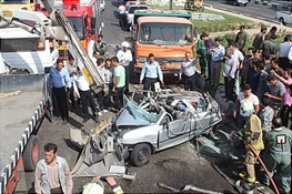 2 کشته و 8 مصدوم در تصادف وانت نیسان با اتوبوس/ 8 کشته و 36 مجروح در 13 تصادف