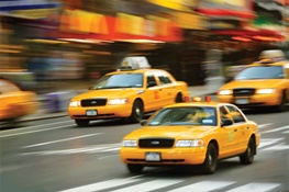 تاکسی های مخصوص بانوان به نیویورک می رسند/ صنعت تاکسیرانی امریکا نگران گردش مالی