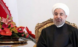 رئیس جمهور در اولین کنفرانس اقتصاد ایران شرکت کرد/ مردان اقتصادی کابینه هم آمدند
