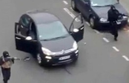 اعلام عزای ملی در فرانسه/ هر سه مظنون حمله شناسایی شدند