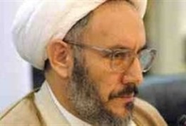 یونسی: این اهانت به مردم ایران است که می‌گویند به زور تسلیم اسلام شدند/ شمشیر دل ها را تسخیر نمی کند
