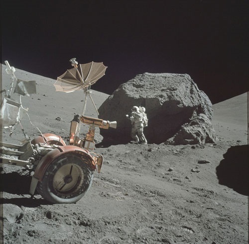 عکس‌های دیده نشده از برنامه آپولو و فرود بر ماه