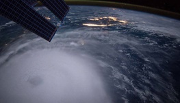 تصویر شفق قطبی از پنجره ایستگاه فضایی/توئیت فضانورد ناسا