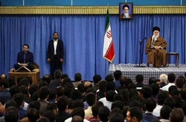 رهبر معظم انقلاب: ایران امروز با آمریکای ۳۵ سال بعد از استقلال، زمین تا آسمان فرق دارد