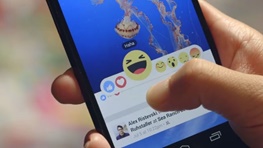 اضافه شدن دکمه‌های شادی،خنده و خشم به فیس‌بوک