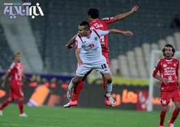 یک حرکت رزمی دیگر در زمین فوتبال توسط حسین کعبی