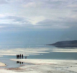 مذاکرات آبی تهران- آلمان کلید خورد/ بازدید هیات ژرمن ها از دریاچه ارومیه