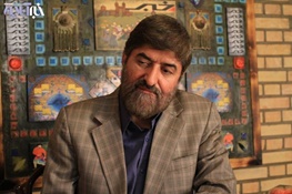 علی مطهری: گاهی در جمع های خانوادگی با علی لاریجانی بحث سیاسی می کنیم،اما به شوخی