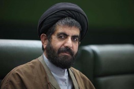 موسوی لارگانی: مجلس و دولت سیاسی کاری را کنار بگذارند
