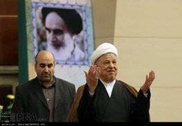 هاشمی رفسنجانی: اصلاً زیبنده نظام اسلامی نیست که با فرزند شهید مطهری چنین برخوردی شود