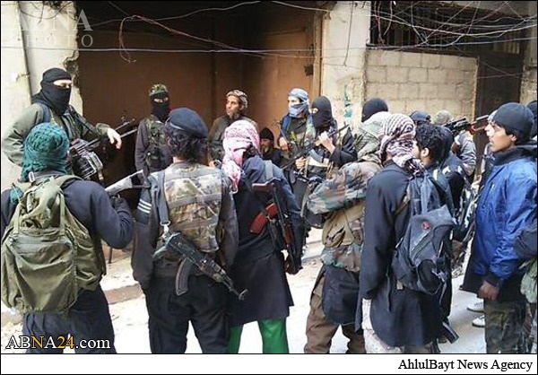 تصاویری از حضور اعضای داعش در اردوگاه یرموک