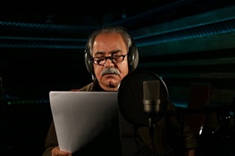 تصویری از حرف زدن پرویز پرستویی برای مستند ناصر حجازی
