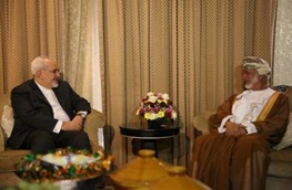 ظریف در دیدار با وزیر خارجه عمان: نمی توان جمعیت قابل توجه مردم یمن را در راه حل ها نادیده گرفت