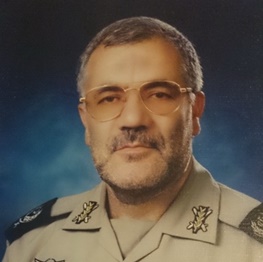 اعتراض یکی از فرماندهان ارتش به اظهارات سردار علایی/ چرا 48هزار شهید ارتش را نادیده می​گیرید؟