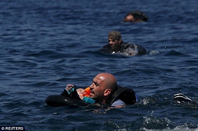34 پناهجوی کودک و زن در جزایر یونان غرق شدند