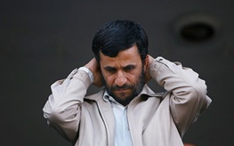سریال ادامه دار رفتارهای احمدی نژاد و دوستانش که به شکایت منجر می‌شود/ پرونده
