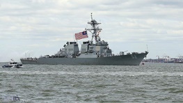 تهدید موشکی کشتی های آمریکایی در دریای سرخ