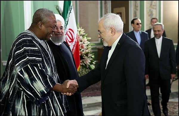 استقبال رسمی روحانی از رییس جمهور غنا/ایران و غنا ٢سند و یادداشت تفاهم همکاری امضا کردند