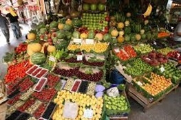 رضایت شهروندان از تبدیل فضای تجمع معتادان به بازارچه میوه توسط شهرداری