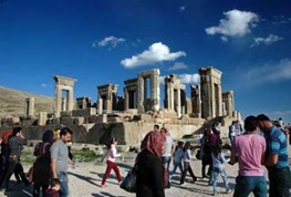 گزارش نیویورک تایمز از رزرو تورهای ایران‌گردی/سفر به ایران به روایت موسس کمپانی «ایران لاکژری تراول»