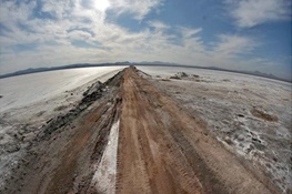بحران دریاچه نمک برای پایتخت/ ۷ استانی که در کانون خطر قرار دارند