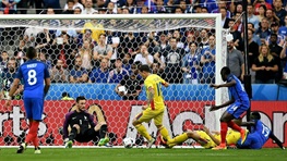 فرانسه 0 - 0 رومانی / دفاع مستجم رومانی اجازه خودنمایی به میزبان در نیمه اول را نداد