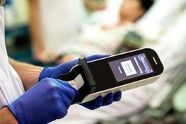 تشخیص 10 دقیقه‌ای حمله قلبی با یک قطره خون/دستگاهی که به کمک بیماران در شرایط اورژانس می‌آید