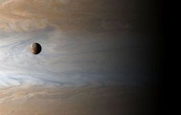 قمری بر فراز مشتری/عکس خارق‌العاده ناسا از آیو