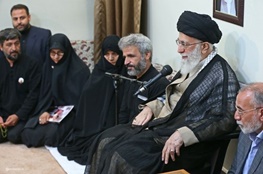 رهبر انقلاب به خانواده شهید حججی: او با شهادت مظلومانه خود، ملت ایران را عزیر و سربلند کرد