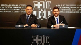 تصویری از تمدید قرارداد لیونل مسی با بارسلونا