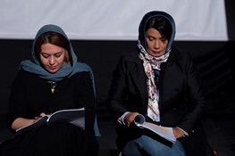 عاطفه رضوی و گیتی قاسمی با «آبی مایل به صورتی» به پالیز می‌روند