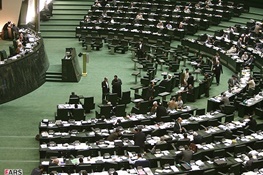 حواشی جلسه امروز مجلس؛ از تورم قانون نویسی تا خودکشی سیاسی برای دولت!